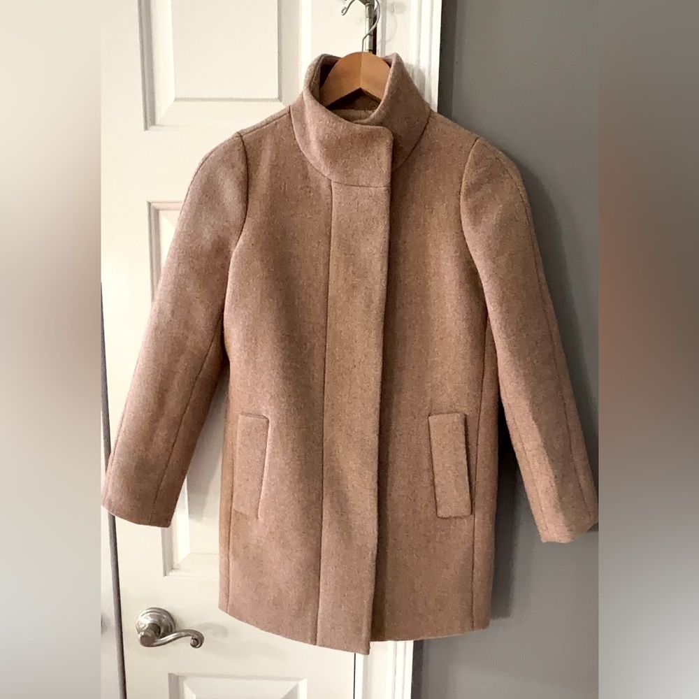 Elegant Tan J Crew Mercantile Women's Coat